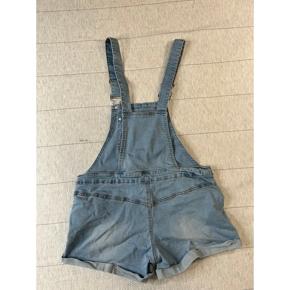 Listicle Women Small Denim Shortalls Light Wash Stretch Adjustable Strap Overall